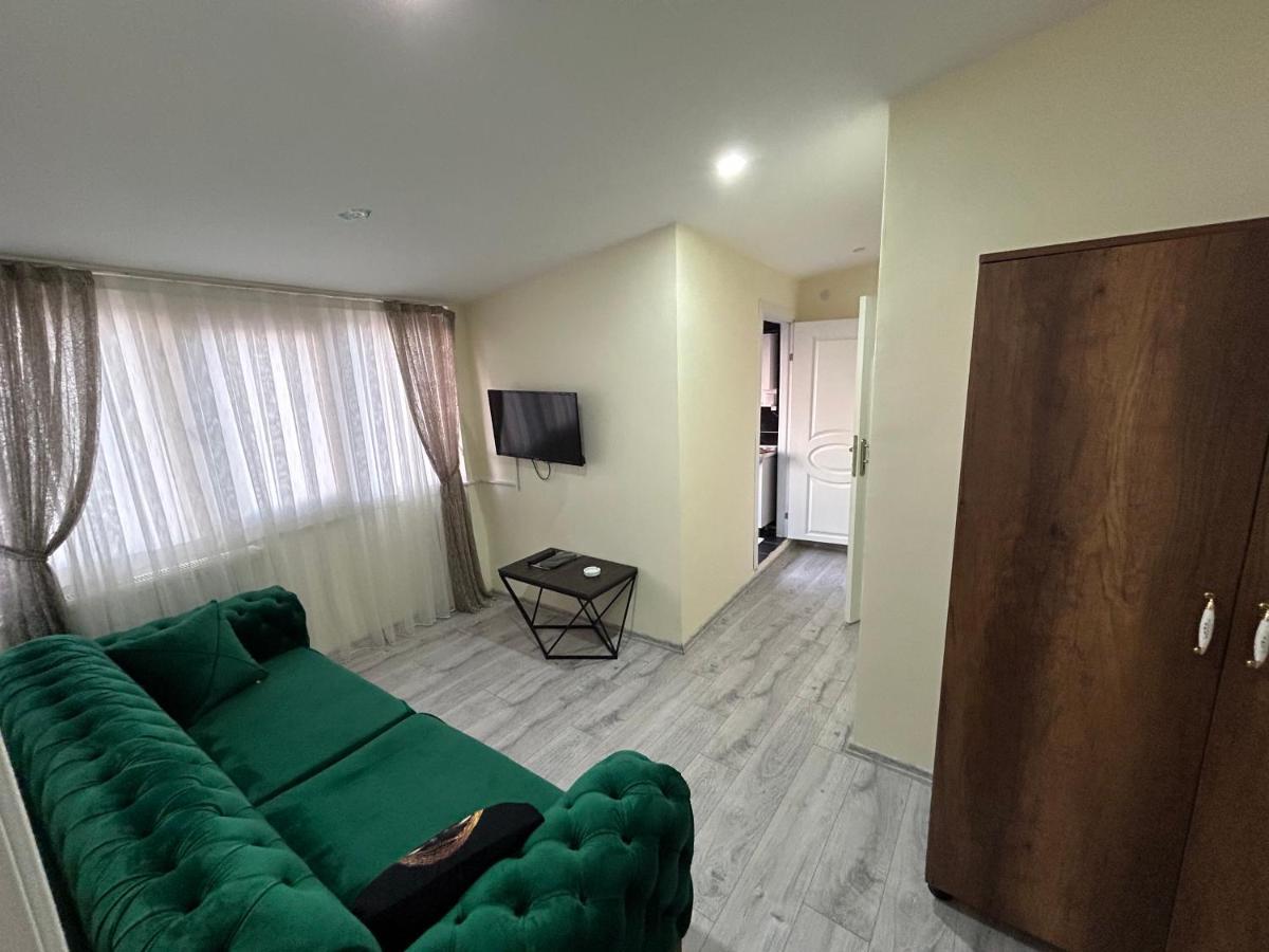 Naval Hotel Yalova ยาโลวา ภายนอก รูปภาพ